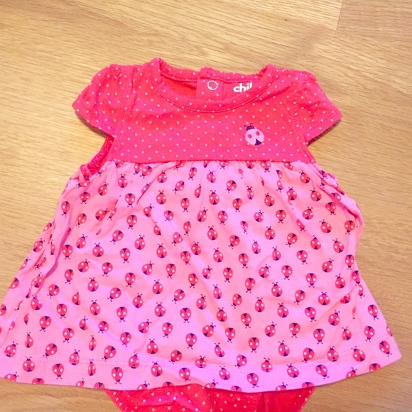 Floral & Ladybug Baby Girl Outfits💕🐞 - Picture 2 of 7
